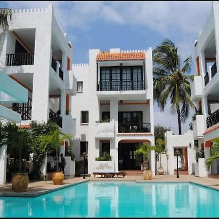 Wayside Beach Apartments Diani Beach Εξωτερικό φωτογραφία